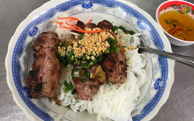 Cơm Tấm & Bún Thịt Nướng - Đường Số 23