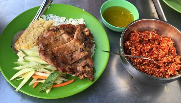 Cơm Tấm 75