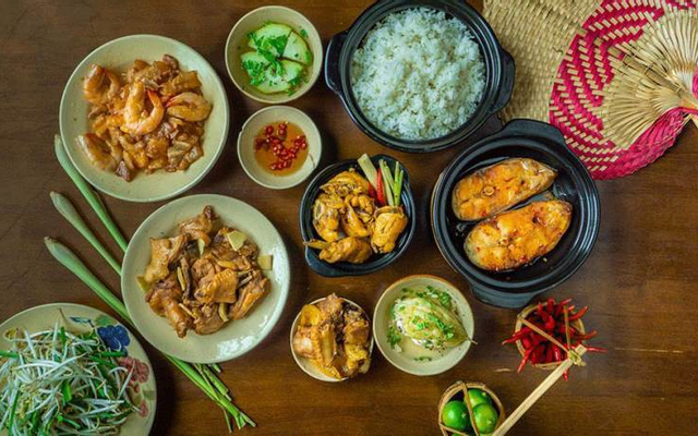 Cơm Nhà Phố Thị - Cơm Trưa Văn Phòng