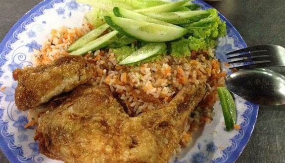Cơm Gà Xối Mỡ Vi Anh