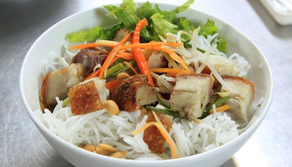 Mỳ quảng gà trứng
