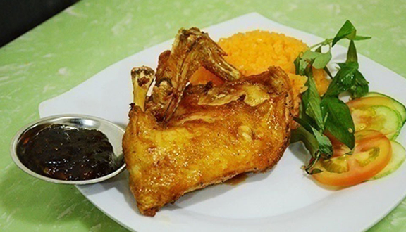Cơm Gà Xối Mỡ & Cơm Chiên Dương Châu - Phạm Văn Bạch