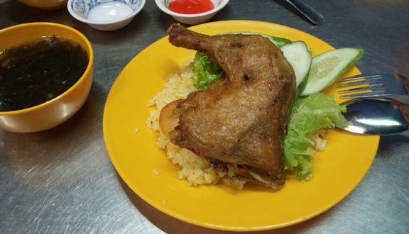 Cơm Gà Xối Mỡ - Bắc Hải