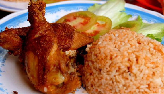 A Quang - Cơm Gà Xối Mỡ & Cơm Gà Mắm Tỏi