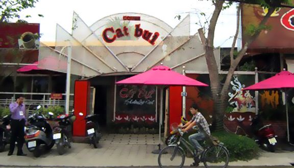 Mỳ tôm xúc xích