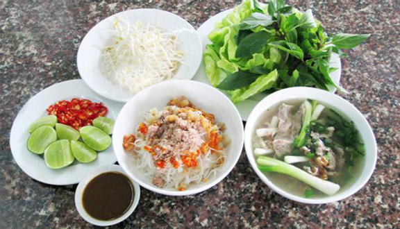 Phở Khô Kơnia Gia Lai - Cơm Gà