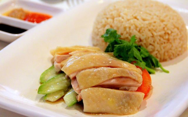 Cơm Gà Hải Nam Singapore