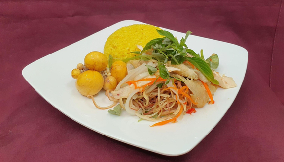 Cơm Gà Cậu Năm