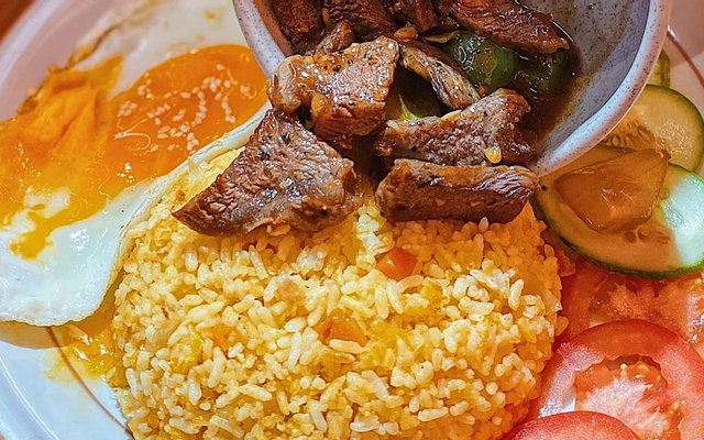 Cơm Gà Bàu Sen