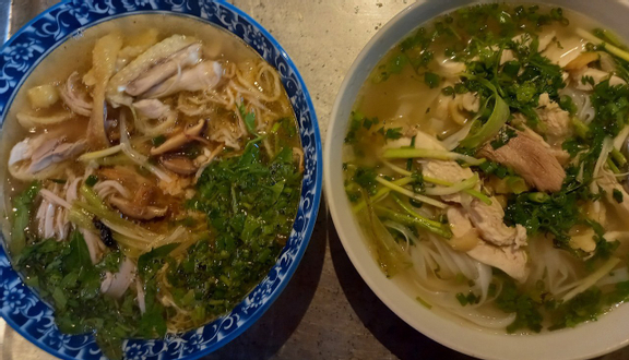 Tiệm Phở Quốc Hoàn