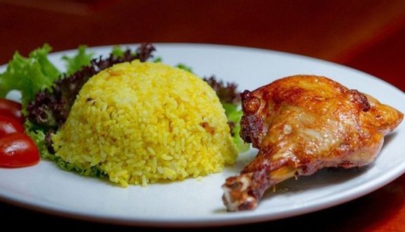 Cơm Gà Kho Sả Ớt