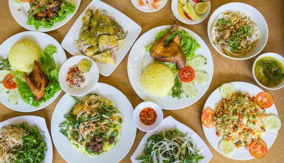 Cơm chiên cá mặn