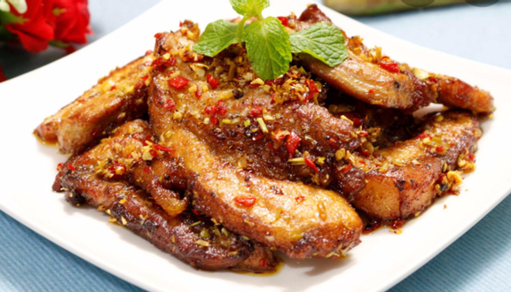 Cơm canh gà luộc
