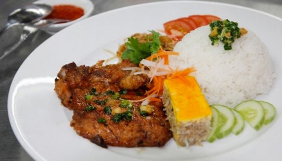 Cơm Bình Dân 08