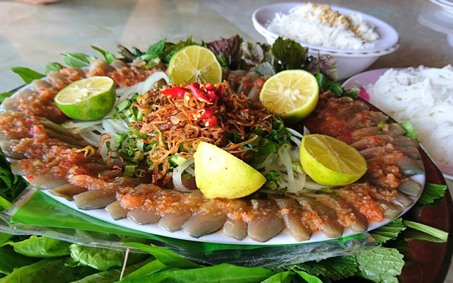 Cô Yến - Chả Giò & Gỏi Cá Trích