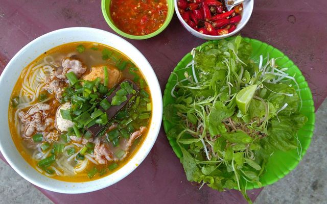 Cô Xuân - Bún Bò Huế