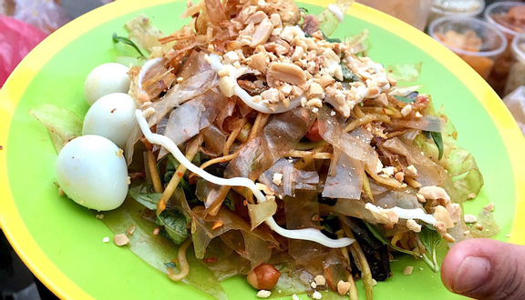 Cô Trang - Bánh Tráng Trộn & Ăn Vặt