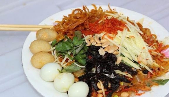 Cô Thúy - Bánh Tráng Trộn - 234/4/2 Nguyễn Văn Đậu