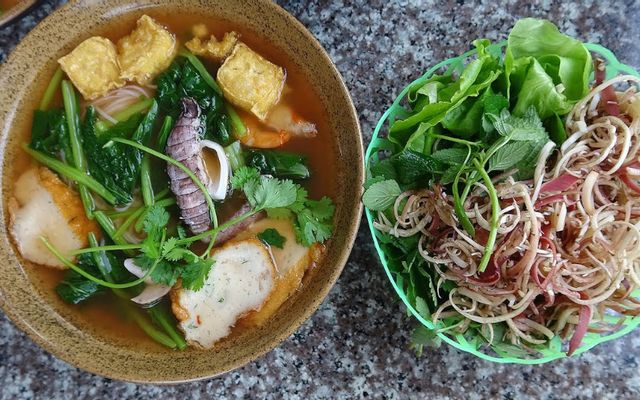 Hủ tiếu mực
