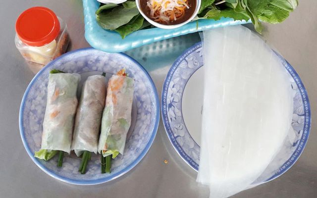 Gỏi cuốn tôm