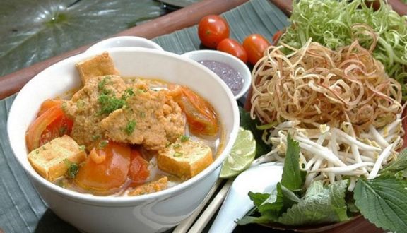 Cô Phụng - Bún Riêu, Bún Bò & Phở Bò