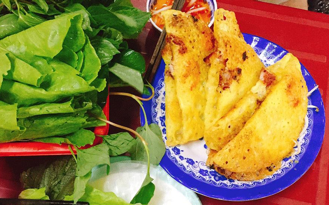 Cô Nguyện - Bánh Xèo Miền Trung