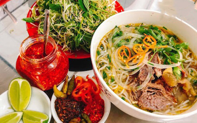Cô Năm - Bún Riêu, Bún Bò & Bún Giò