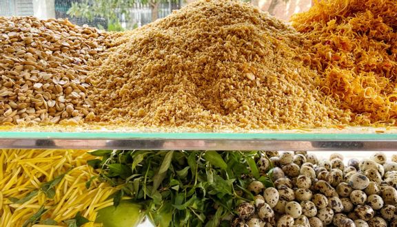 Cô Năm - Bánh Tráng Trộn