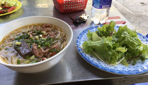 Cô Mai - Quán Bún Bò