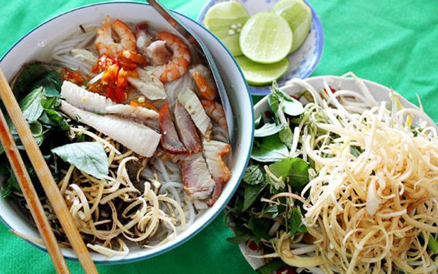 Cô Mai - Bún Nước Lèo Sóc Trăng