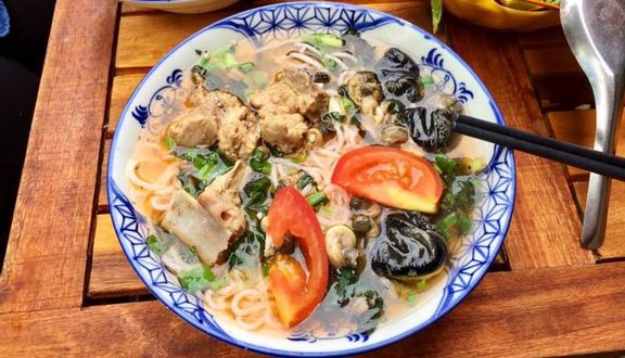 Cô Long - Bún Ốc