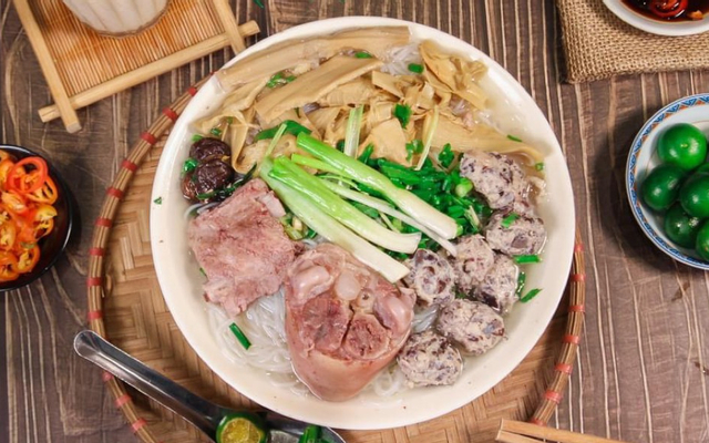 Bún Móng