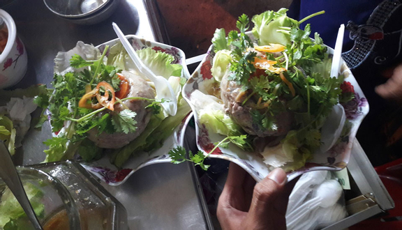 Cô Ba - Chả Đùm Bánh Đa - Nguyễn Oanh