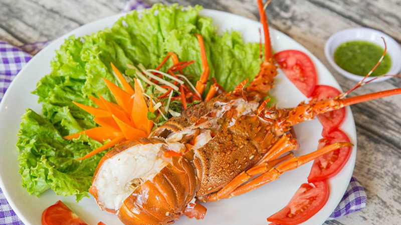 Gỏi bò nướng cay