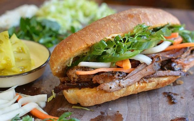 Bánh mì bít tết cỡ vừa