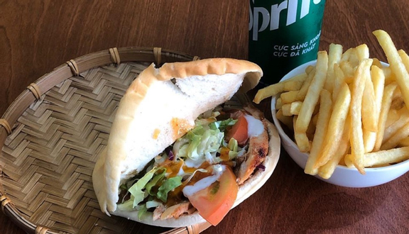 Portion Lamb Döner - Thịt cừu Döner Món ăn
