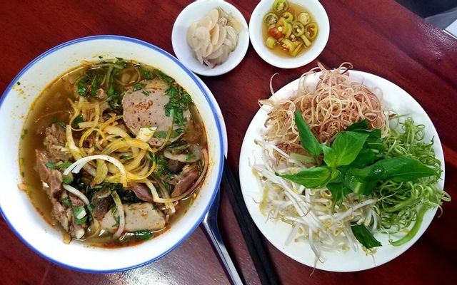 Chính Hường - Bún Bò Huế & Mì Quảng