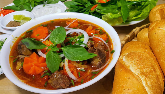 Chị Hai - Bún Bò & Bò Kho