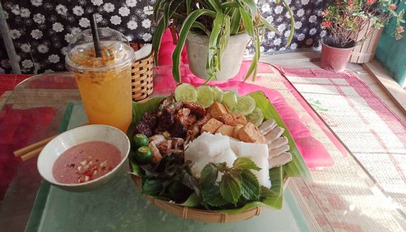 Chef Sapphire’s salad