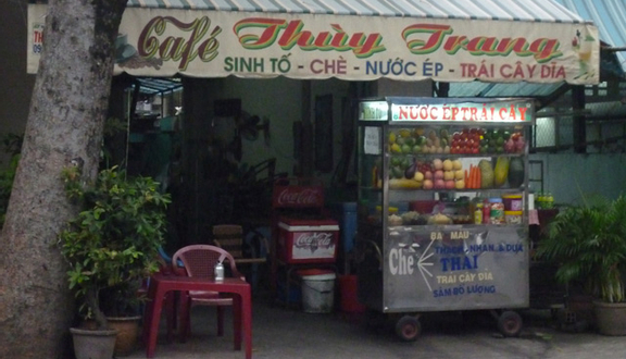 Chè Thùy Trang