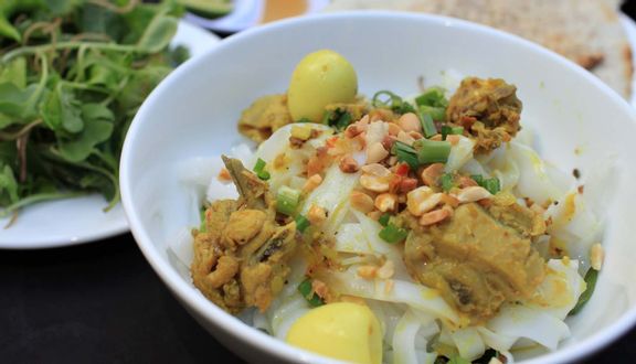 Mỳ quảng thập cẩm  lớn