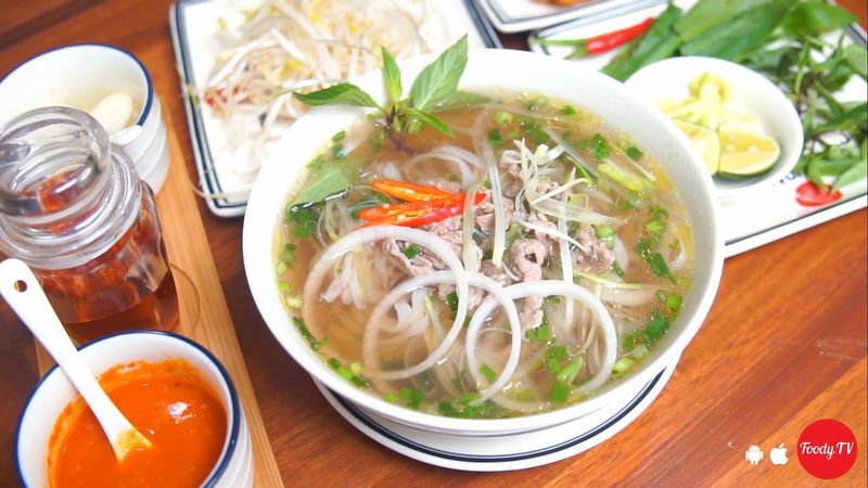 Phở tái