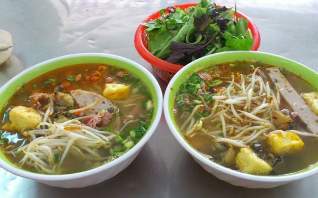 Bún ốc nhỏ đầy đủ