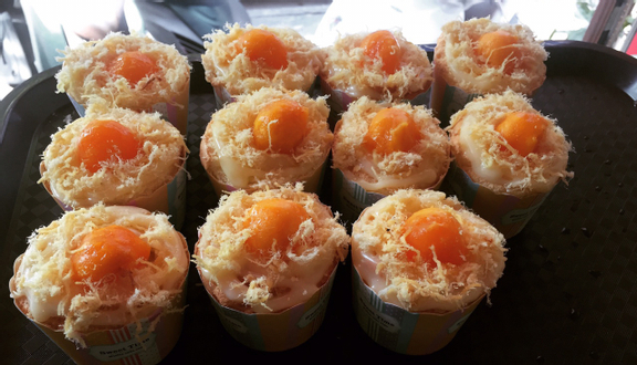 Lala Kitchen - Bông Lan Trứng Muối Online