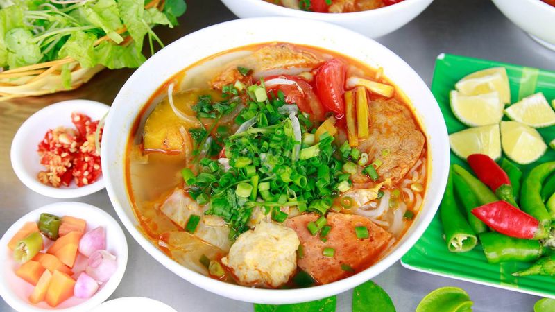 Mì quảng gà ta