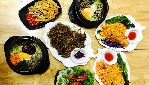 Mì lẩu Thái bò
