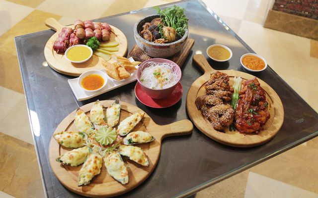 Nem Cua Bể Cafe Central
