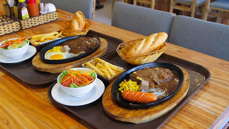 Bít tết bò Mỹ sốt nấm