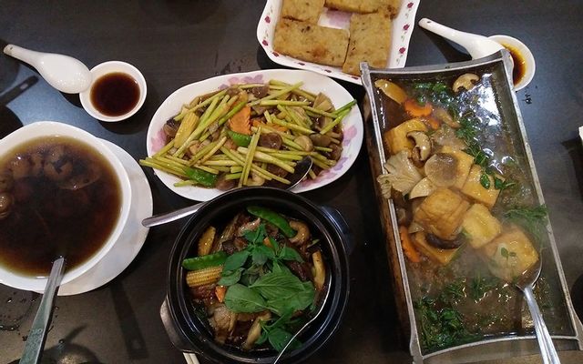 Bánh bột khoai môn hấp