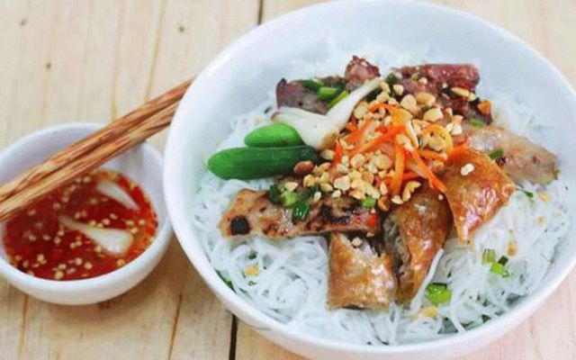 Bún Thịt Nướng - Tên Lửa